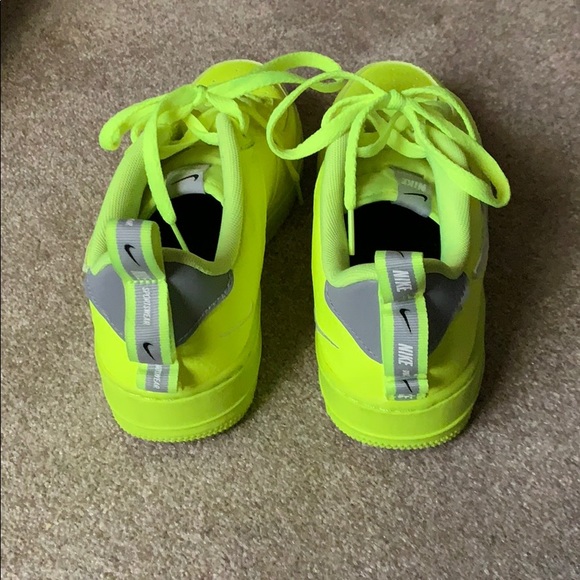 Nikes - Picture 4 of 5